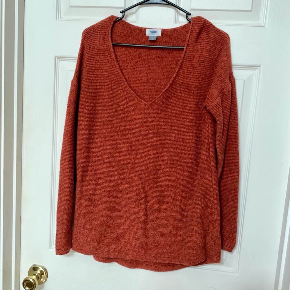 Old Navy rust sweater
